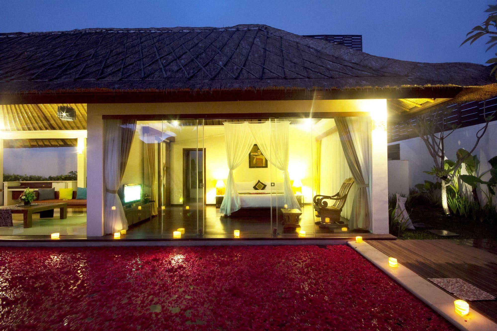 Avery Le Nixsun Villas Uluwatu By Waringin Hospitality Free Gym Access Екстер'єр фото